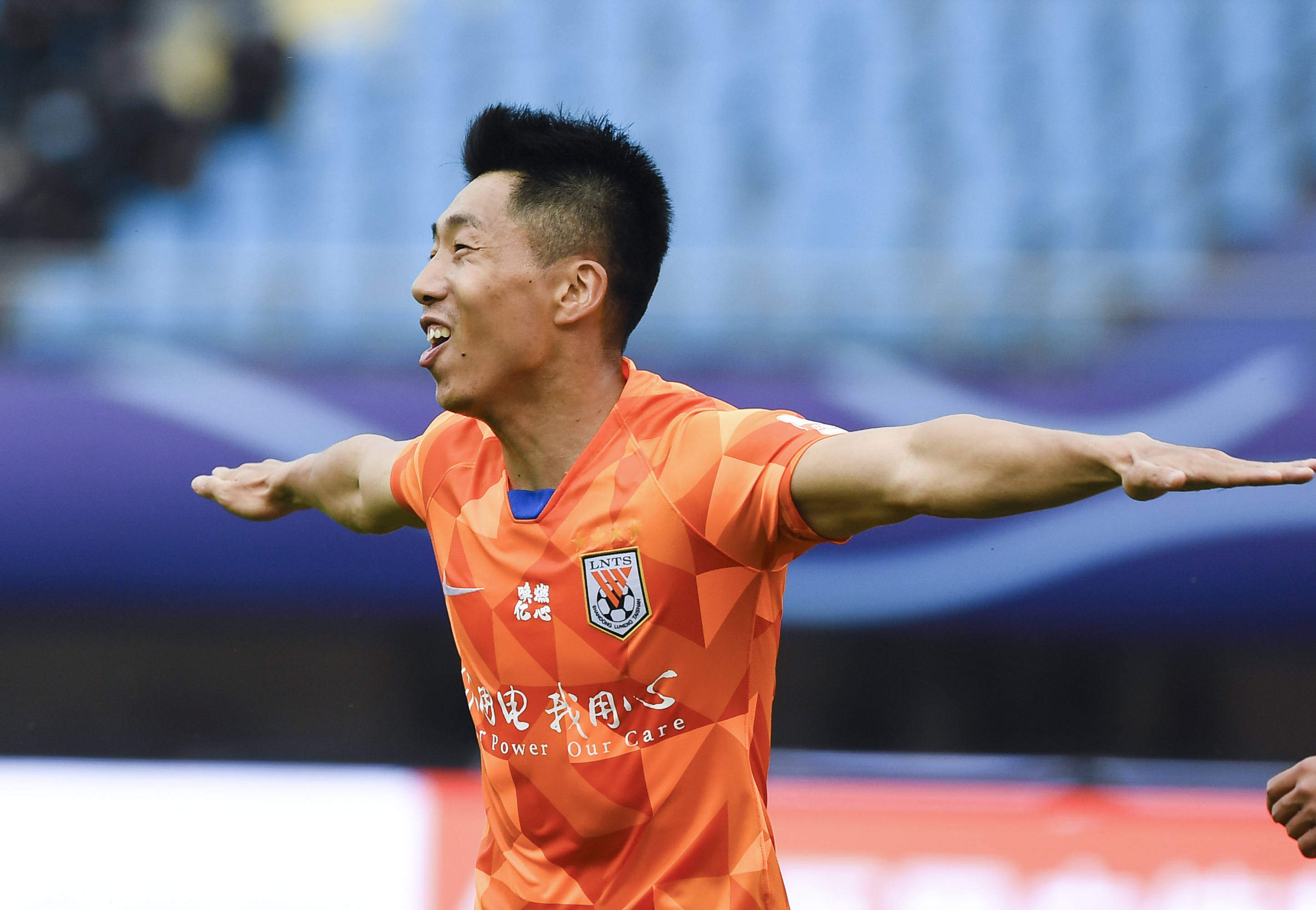 冲刺阶段突围战来临,斯图加特围绕中超豪取连胜,赛场秩序良好,临场指挥获称赞的简单介绍 冲刺阶段突围战来临,斯图加特围绕中超豪取连胜,赛场秩序良好,临场指挥获称赞的简单介绍